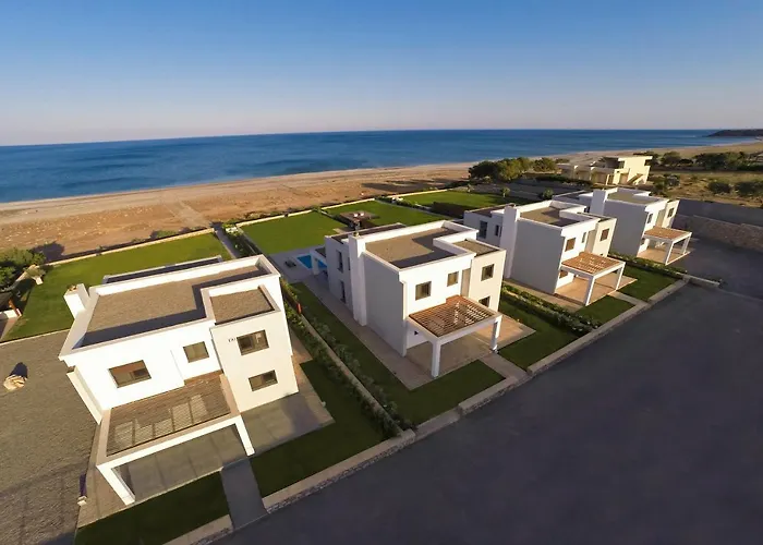 Antonoglou - Waterfront Luxury Retreat Lachania