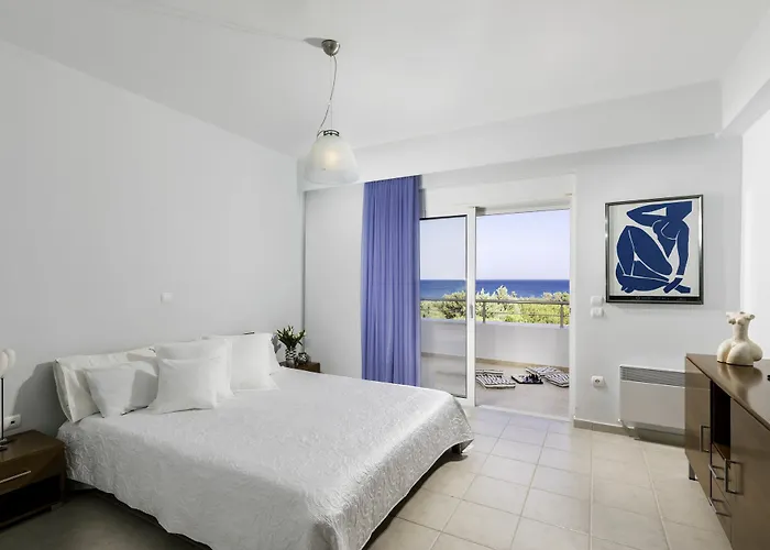Antonoglou - Waterfront Luxury Retreat Villa Lachania