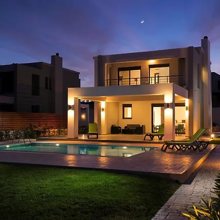 Villa Antonoglou - Waterfront Luxury Retreat Lachania