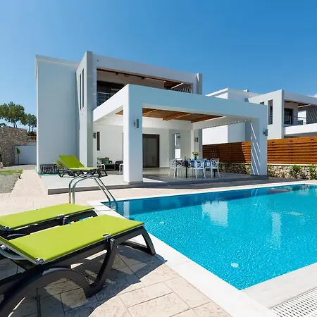 Antonoglou - Waterfront Luxury Retreat Villa Lachania