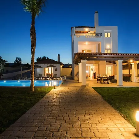 Villa Antonoglou - Waterfront Luxury Retreat