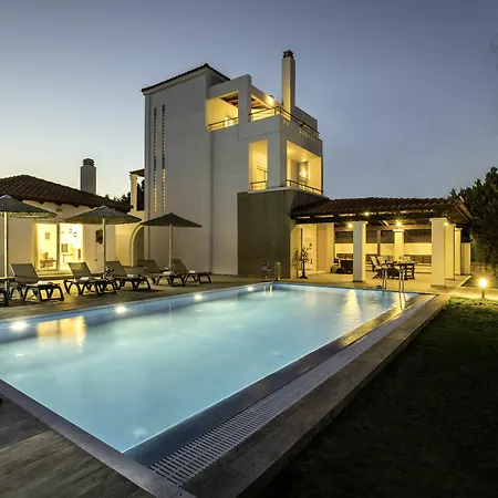 Villa Antonoglou - Waterfront Luxury Retreat Lachania