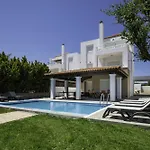 Antonoglou - Waterfront Luxury Retreat לקניה