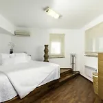 Antonoglou - Waterfront Luxury Retreat וילה *