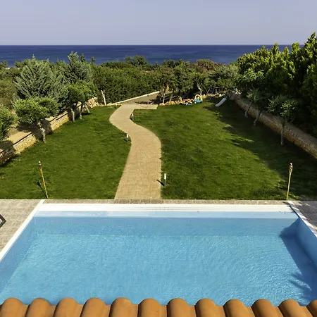 Villa Antonoglou - Waterfront Luxury Retreat