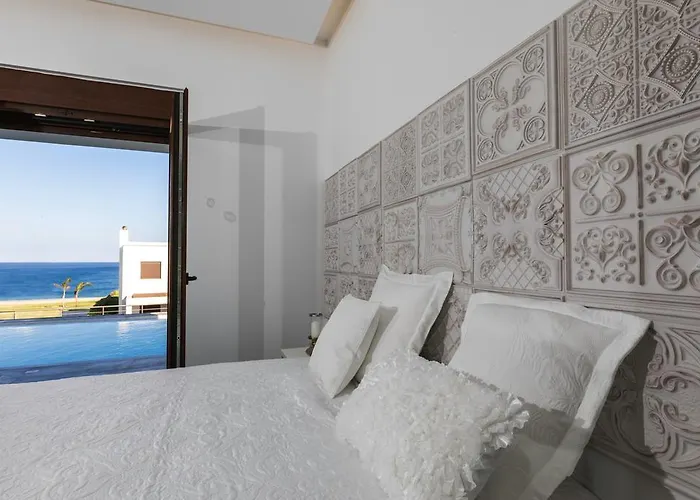 Villa Antonoglou - Waterfront Luxury Retreat