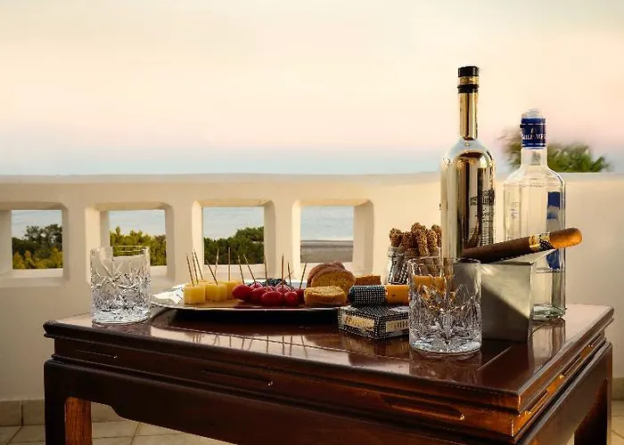 Villa Antonoglou - Waterfront Luxury Retreat