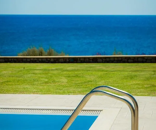 Villa Antonoglou - Waterfront Luxury Retreat