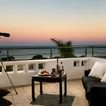 Antonoglou - Waterfront Luxury Retreat * Лакания