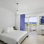 Antonoglou - Waterfront Luxury Retreat Вилла Лакания