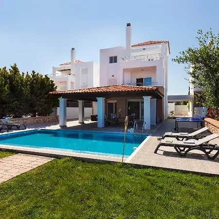 Willa Antonoglou - Waterfront Luxury Retreat *